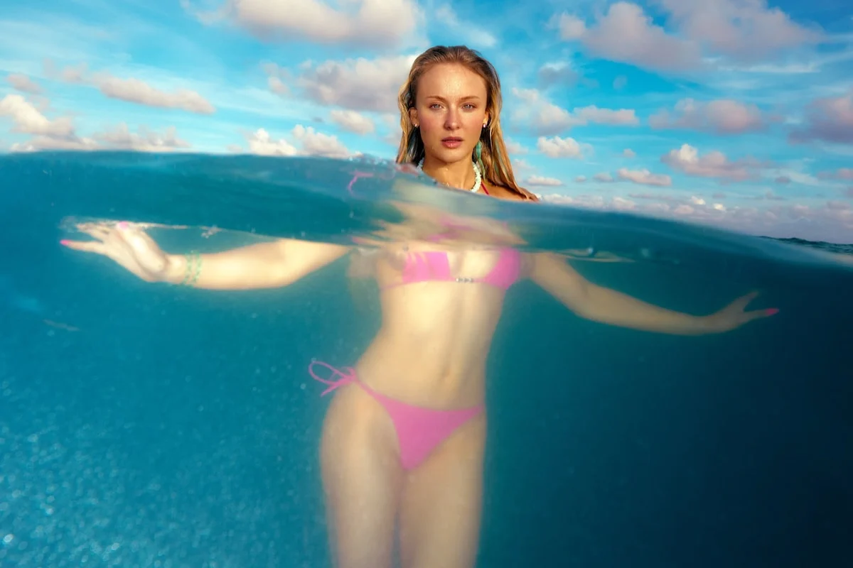 Zara Larsson: Main Rose – Swim