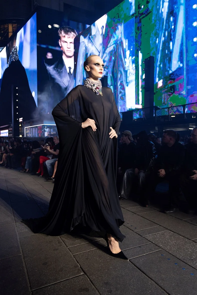 Gucci Cruise 2026: Demna Reimagines American Capitalism in the Heart of Times Square