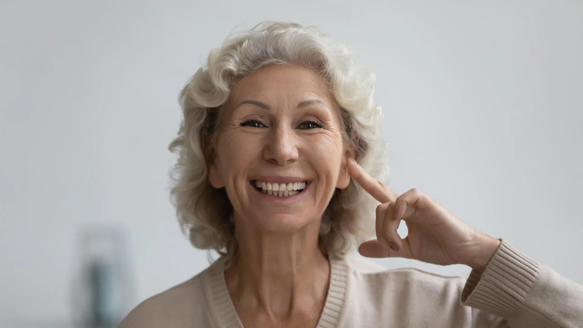 Hearing Aids Linked to Reduced Dementia Risk Despite Stable Cognitive Test Scores in New Seven-Year Study